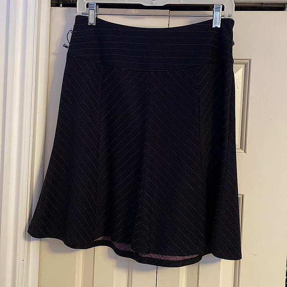 Express Skirts Skirt From Express Size 2 Its More Low Rise I Just